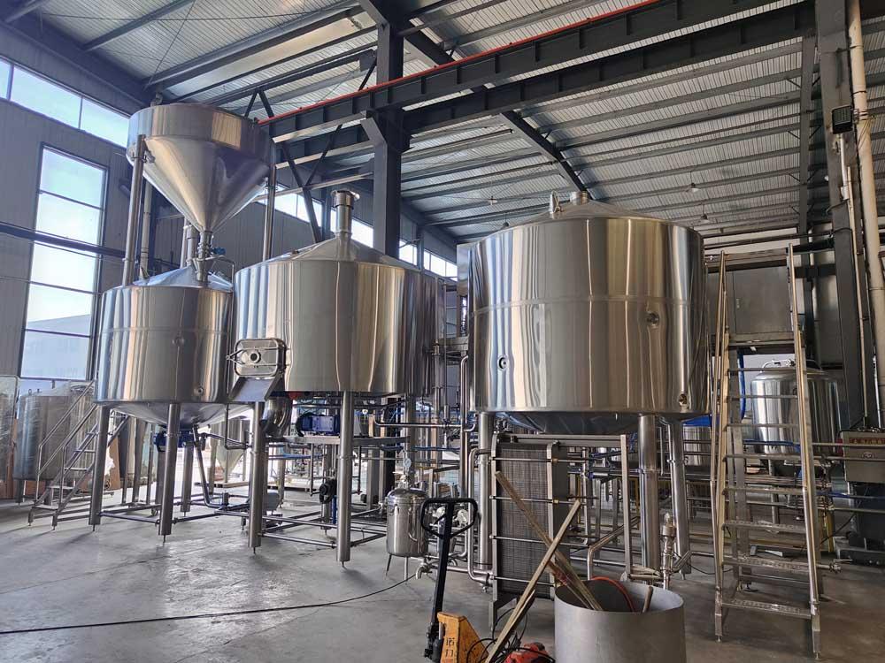 <b>5000L Stainless steel brewhouse</b>